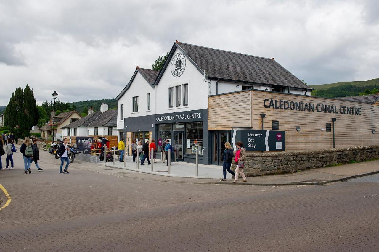 Lock Chambers, Caledonian Canal Centre Fort Augustus Extérieur photo